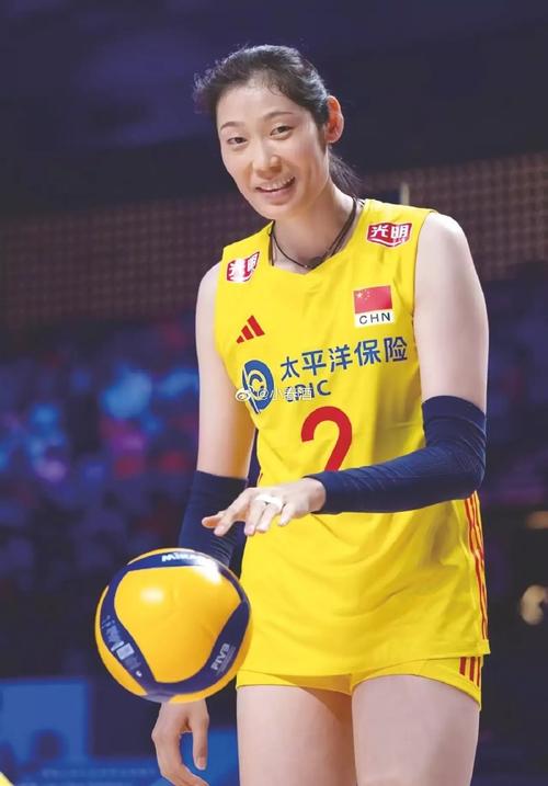 朱婷 世俱杯 MVP _ 朱婷 女排 世界杯冠軍 _女排朱婷世俱杯頒獎