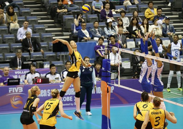 朱婷 世俱杯 MVP _女排朱婷世俱杯頒獎_ 朱婷 女排 世界杯冠軍 