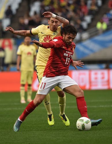 世俱杯恒大vs拜仁集錦_2015年世俱杯半決賽_廣州恒大對陣巴塞羅那